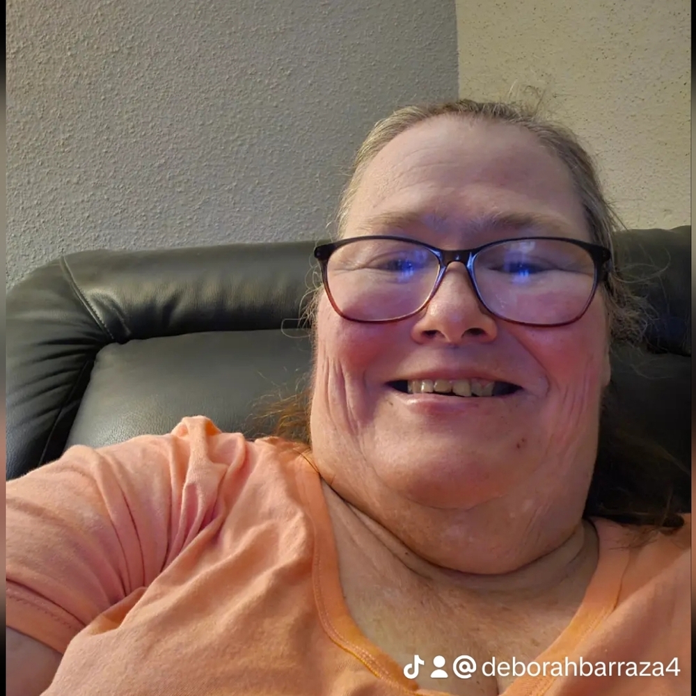 Meet your Posher, Deborah